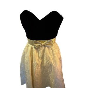 Vintage 1990s Strapless Black Velvet & Gold Jacquard with Bow Belt Prom Dress S